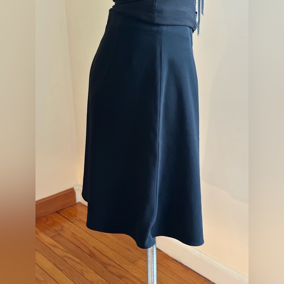 Dana Buchman Black Plain Midi Skirt Zipper In Back SZ P10 Great Condition - Picture 3 of 11